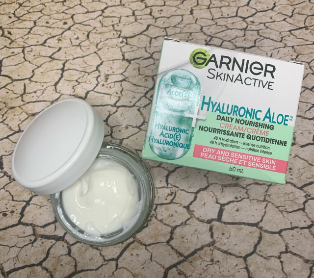 Garnier Skin Naturals Hyaluronic Aloe Cream Reviews & Ingred