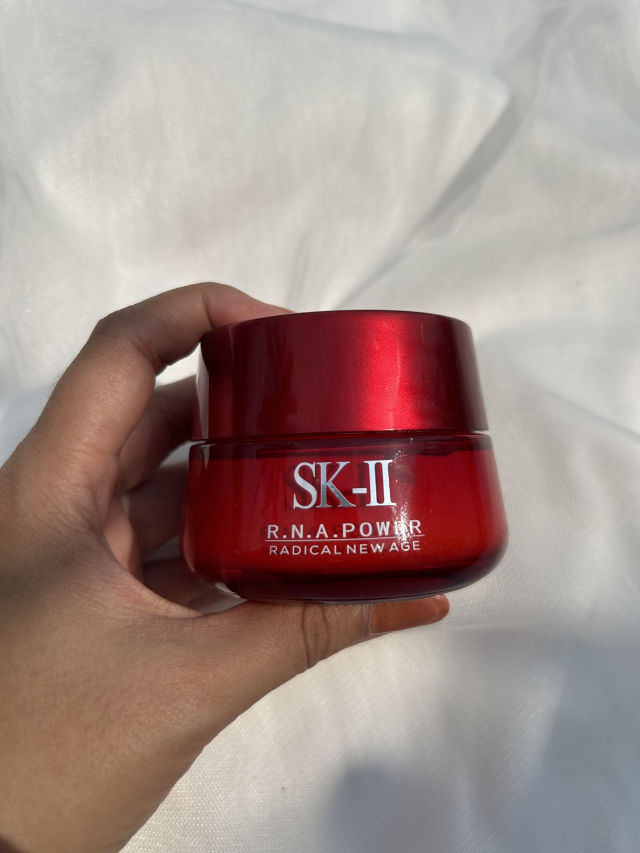 美容液 SK-II R.N.A. POWER AIRY MILKY LOTION 80g SK-II Anti-Aging Skincare, Skinpower Airy Milky Lotion, 1.6