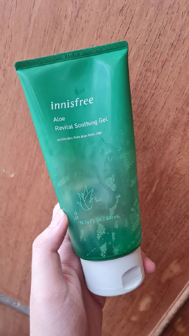 INNISFREE Aloe Revital Soothing Gel Reviews & Ingredients