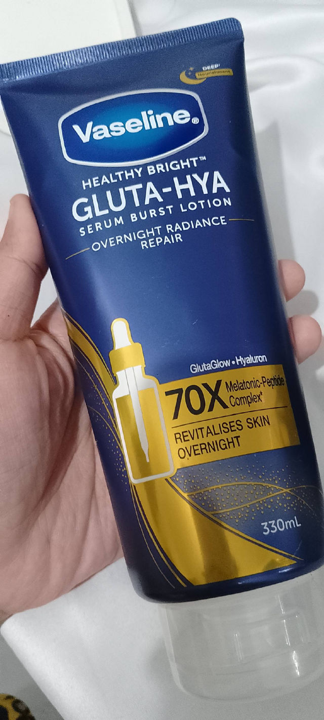 Vaseline Gluta-Hya Serum Burst Lotion Overnight Radiance Rep
