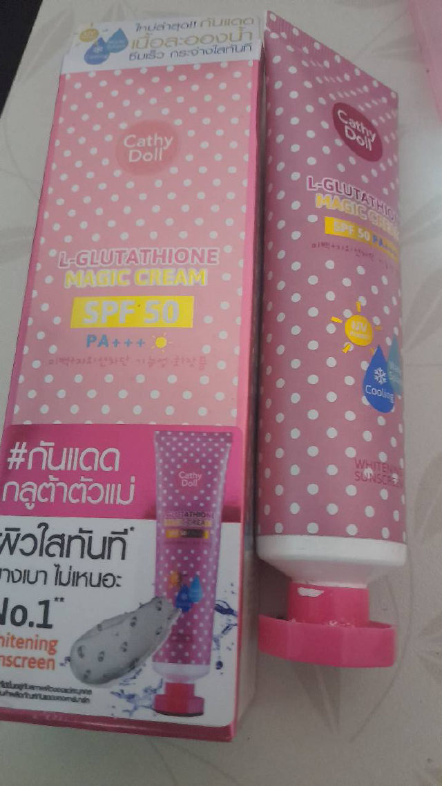 Cathy Doll Whitening Sunscreen L-Glutathione Magic Cream SPF 50 PA+++  Reviews & Ingredients